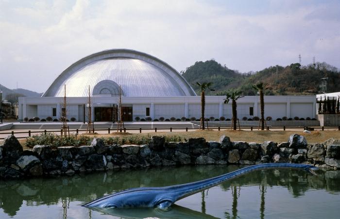 笠岡市立カブトガニ博物館・恐竜公園